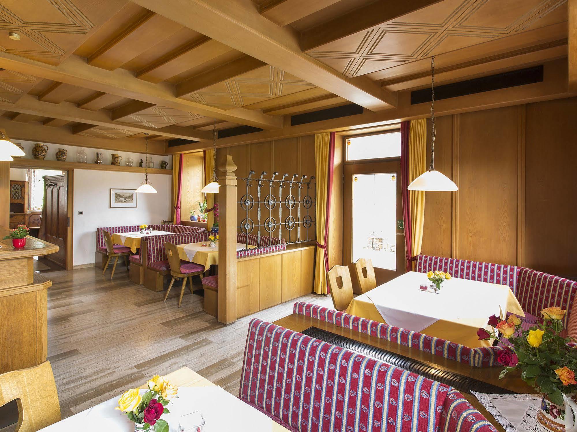 Hotel Gasthof Stefansbruecke Mutters Exterior photo