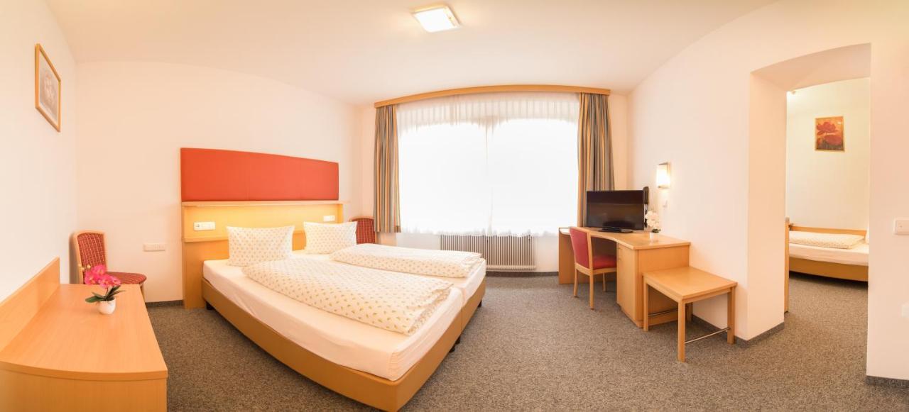 Hotel Gasthof Stefansbruecke Mutters Room photo